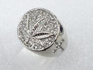 クリスタル　指輪(19号)